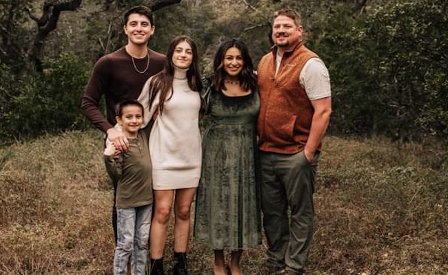 Parenting Through Sjögren’s: Jazmin Gibbons